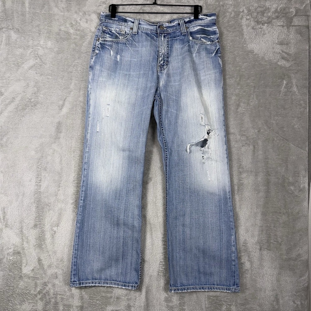 BKE Jeans Mens 34x30 Tyler Bootcut Distressed Whiskered Western‎ Cowboy Buckle